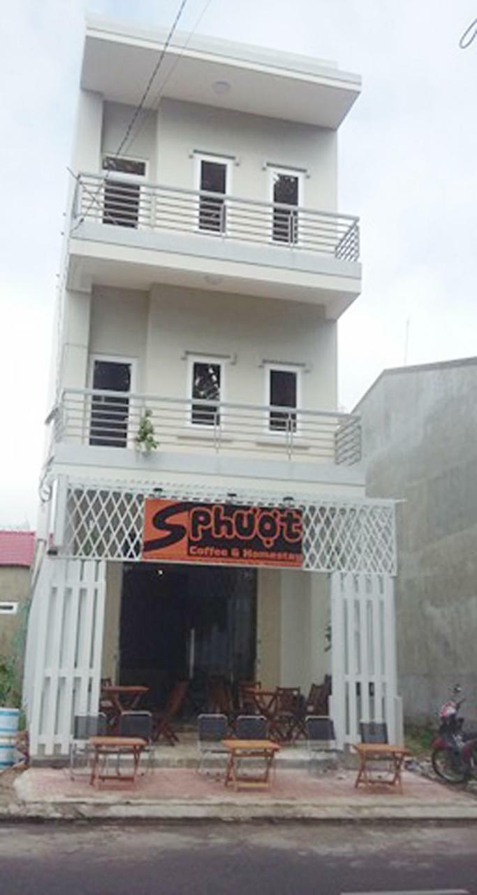 S Phuot Ban Me Homestay Buon Ma Thuot Exterior photo